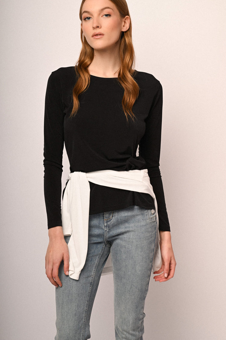 T-shirt a maniche lunghe con nodo