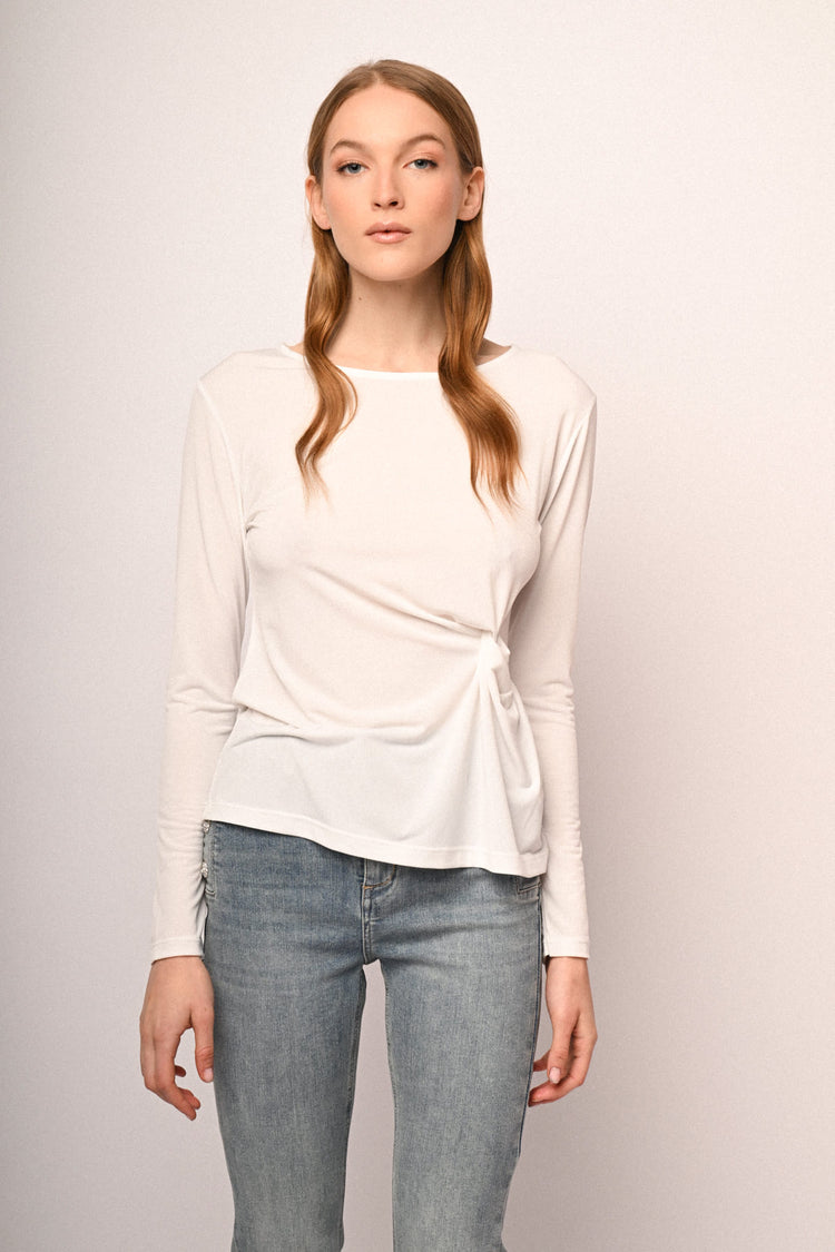 T-shirt a maniche lunghe con nodo