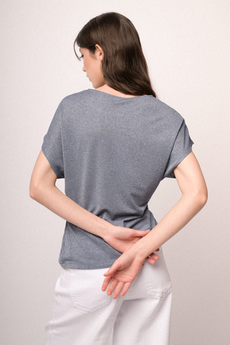 T-shirt in maglia lurex blu con nodo