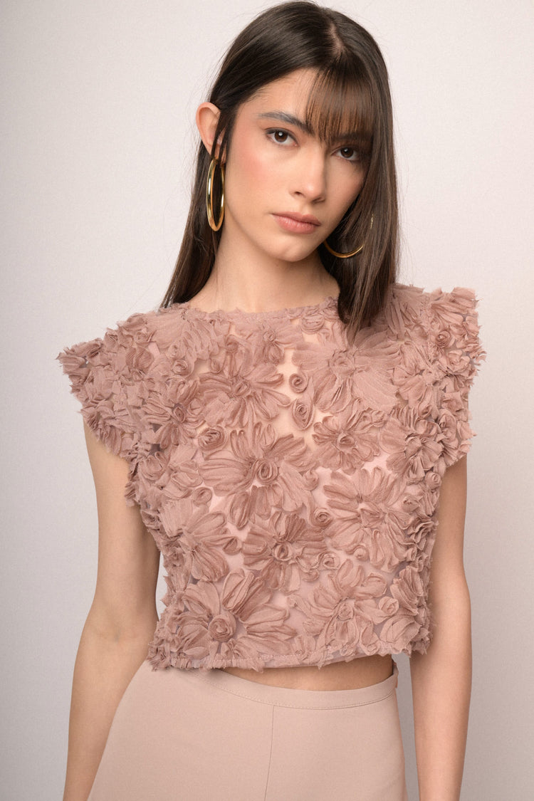Top crop in pizzo floreale rosa cipria