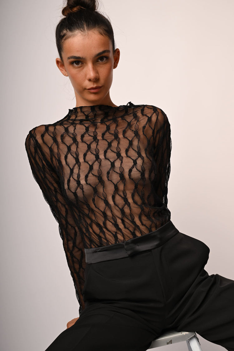 Top in tulle dévoré con collo a cratere