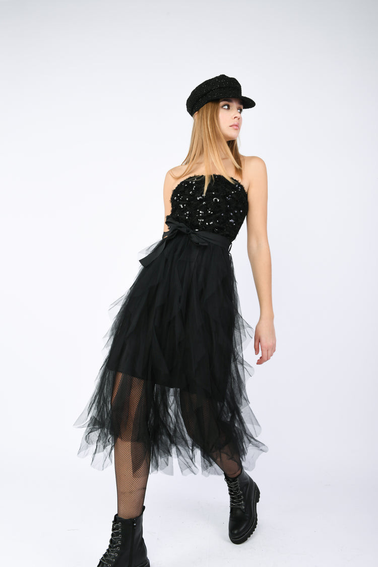 Abito in paillettes e tulle