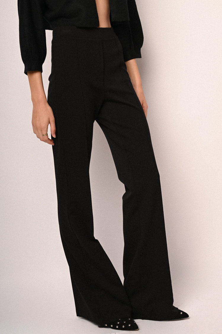 Pantaloni svasati con impuntura