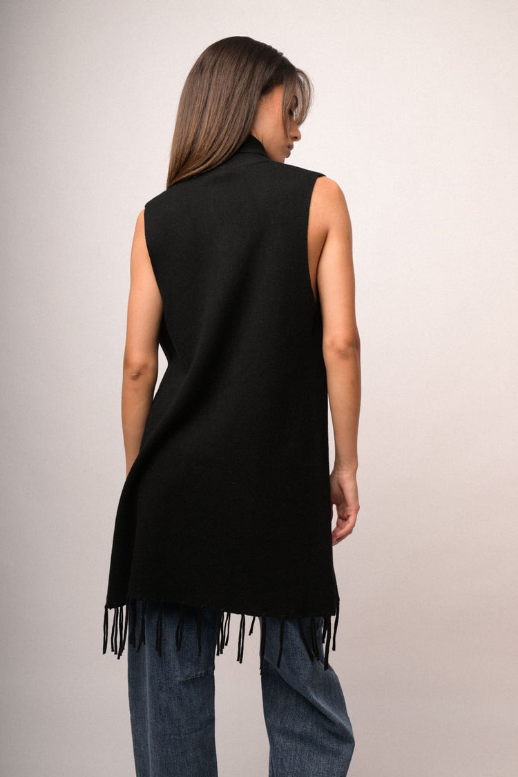 Gilet lungo con frange