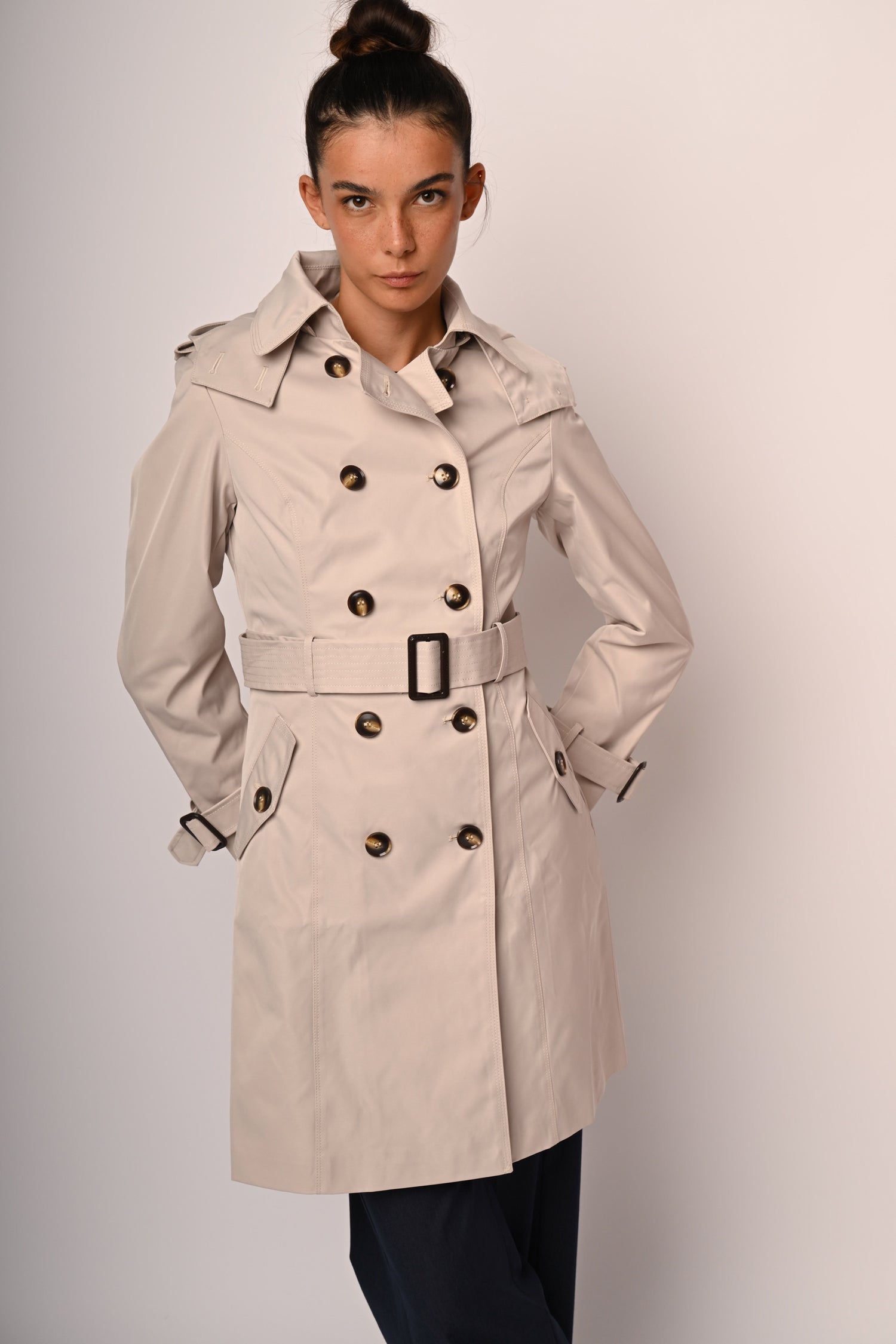 MODT222381BISBE-25_1_1_423306d8-f571-46c7-b0a4-38036c788b56