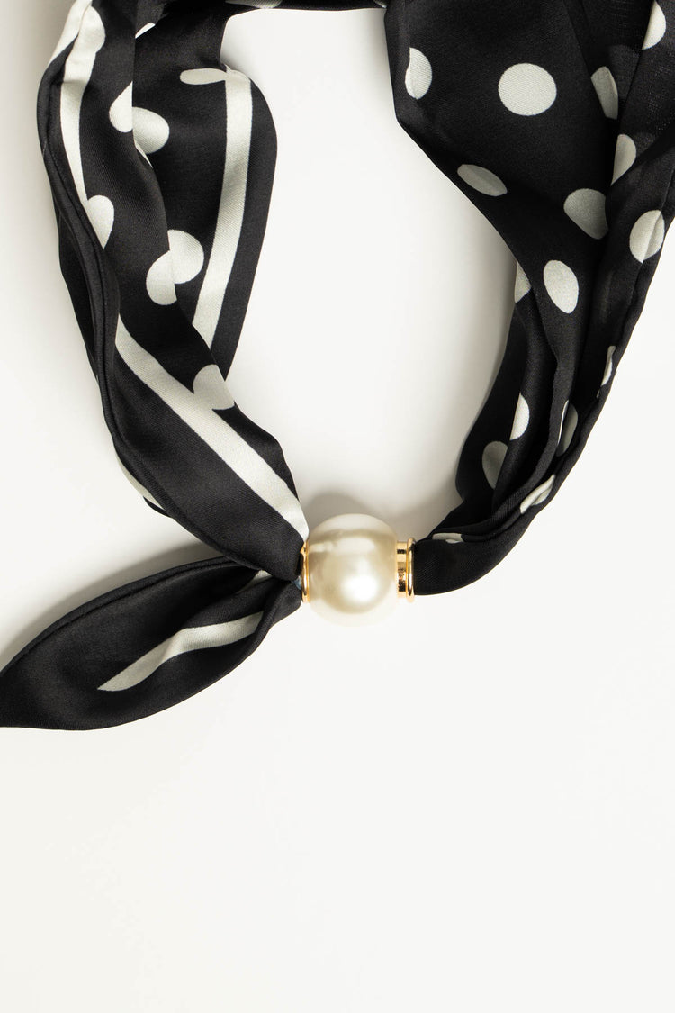 Foulard collana pois