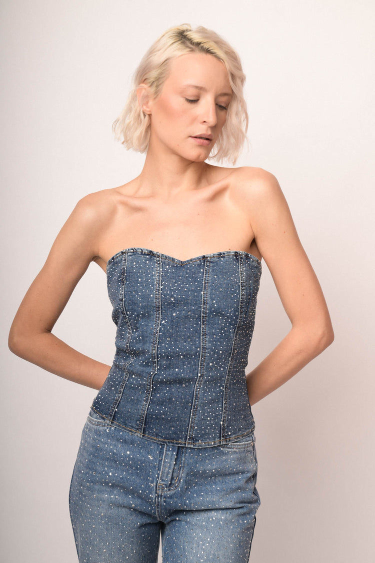 Top denim con strass