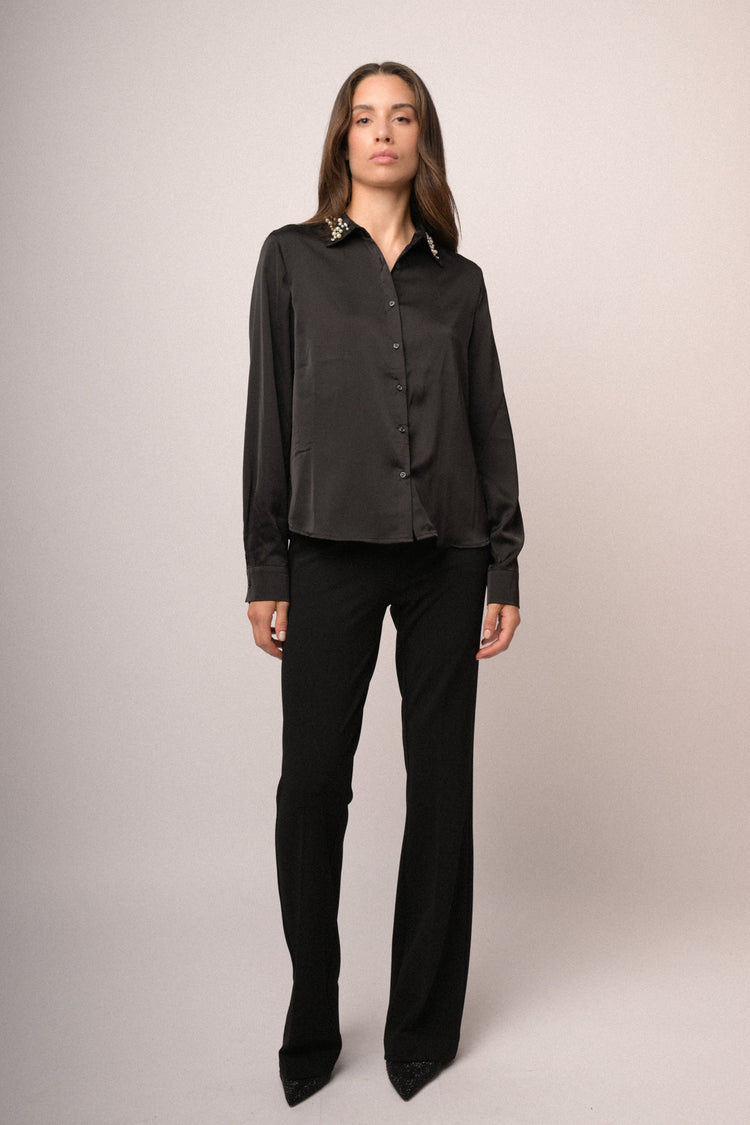 Camicia lucida con strass collo