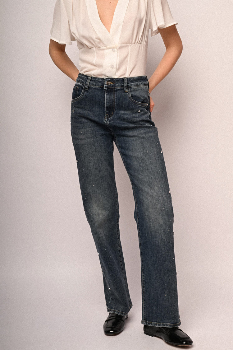 Jeans con decorazione stelle e strass