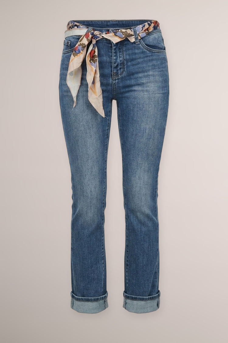 Jeans a zampa in denim blu con foulard