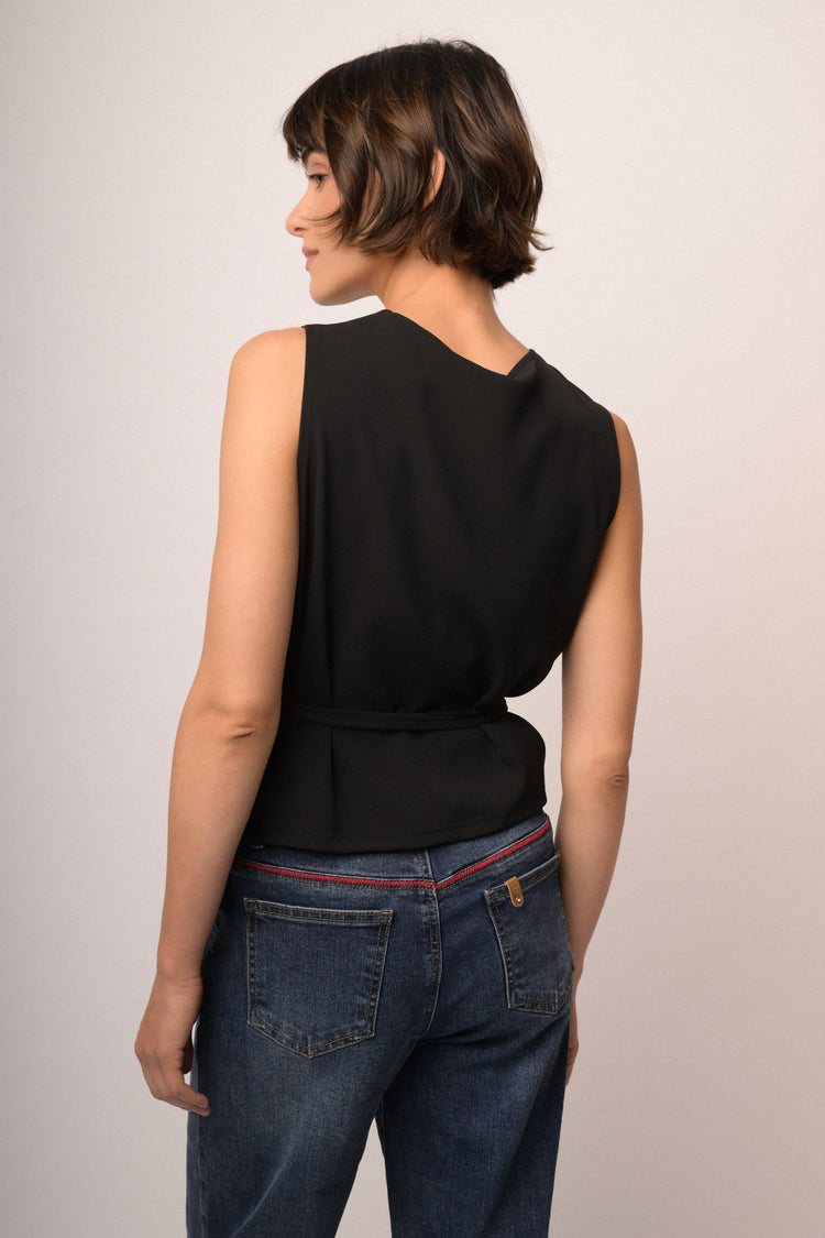 Top incrocio con laccio