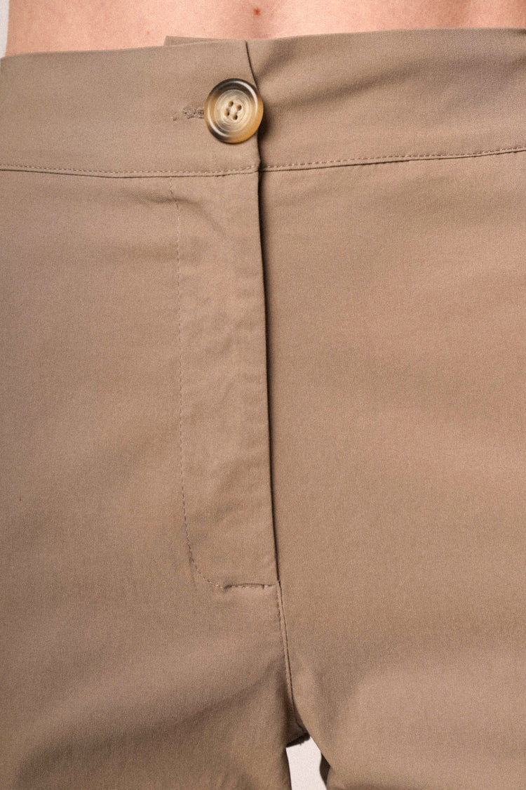 Pantaloni a vita alta con gamba dritta beige