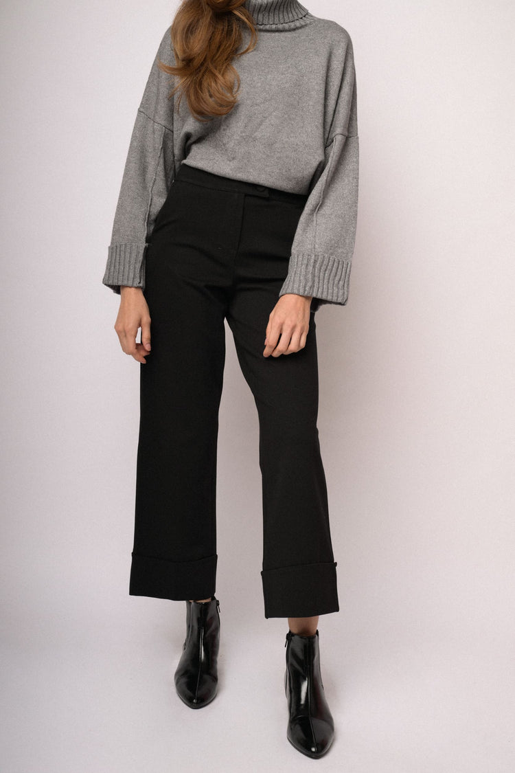 Pantaloni palazzo cropped neri con risvolto