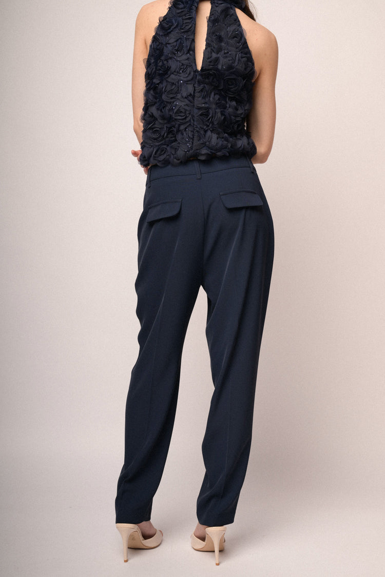 Pantaloni fluenti a carota blu