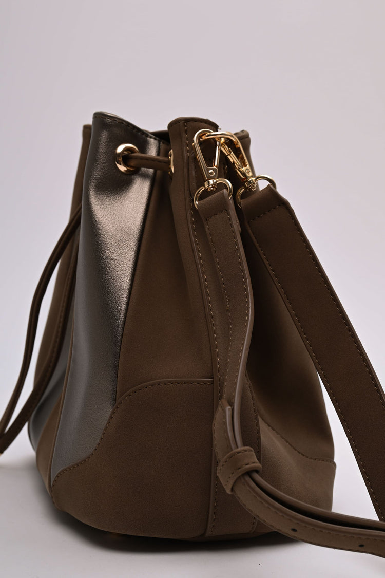 Borsa a secchiello bi-materiale