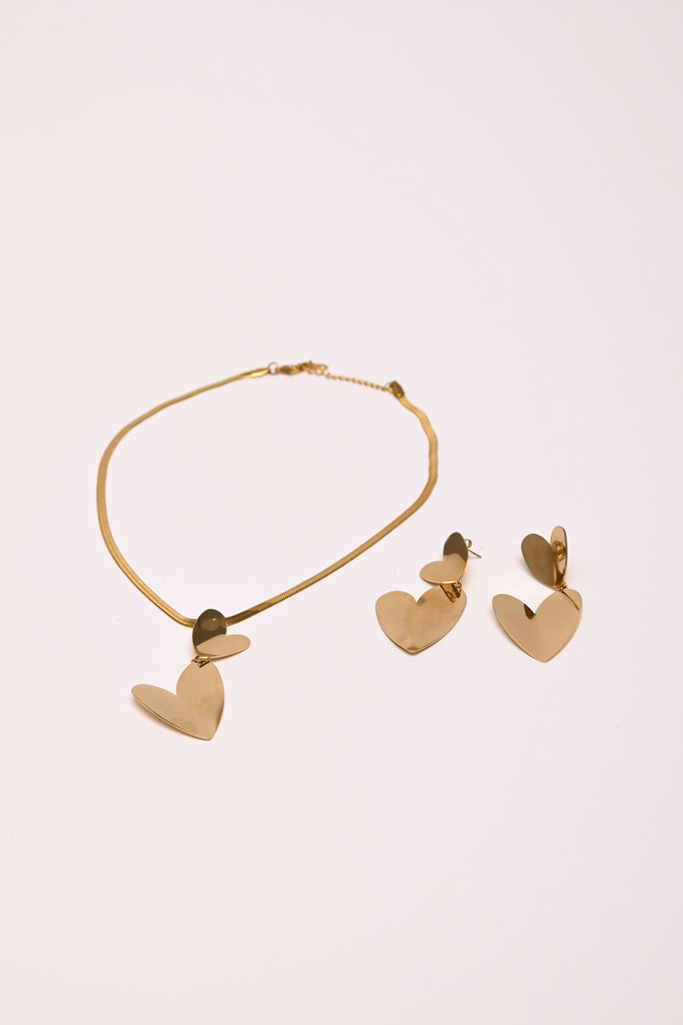 Set collana e orecchini con cuori oro
