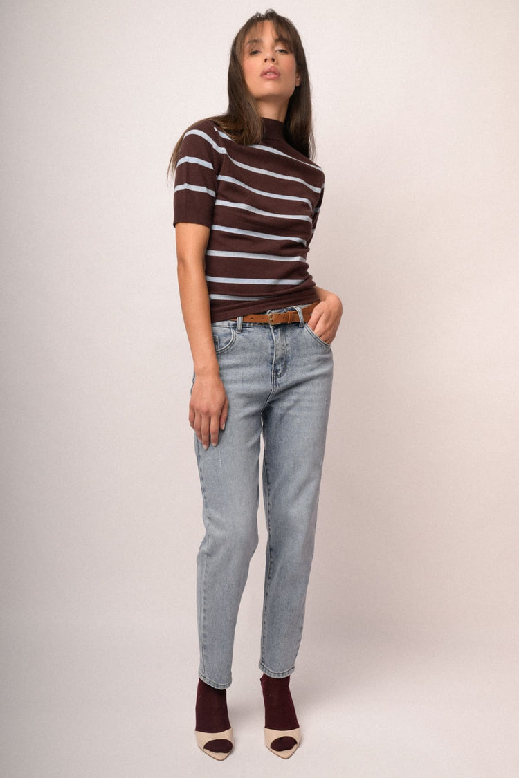 Jeans mom con cintura