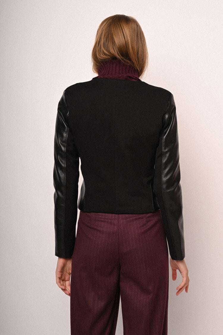 Giacca basic in similpelle