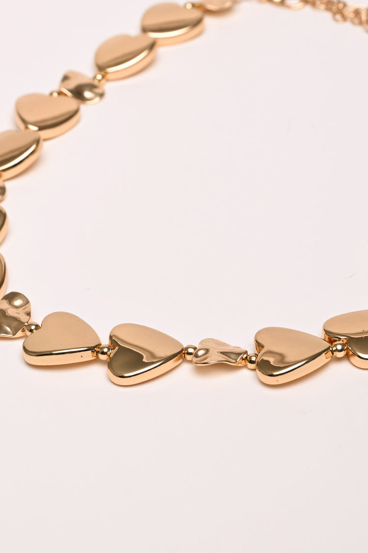 Collana con cuori piatti