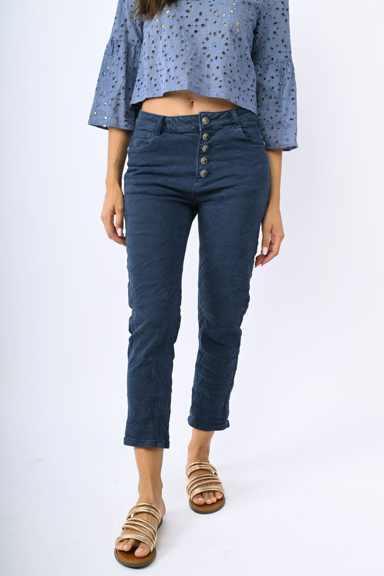 Jeans crop con bottoni