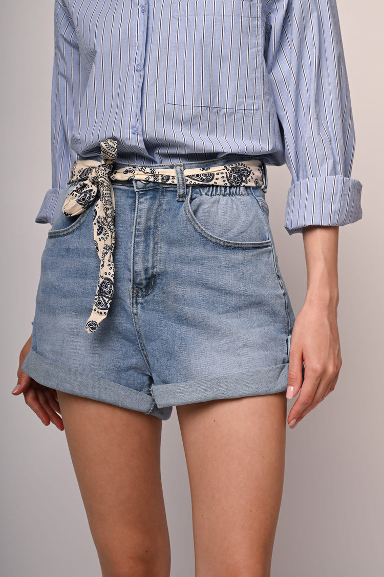 Shorts con denim con cintura-foulard