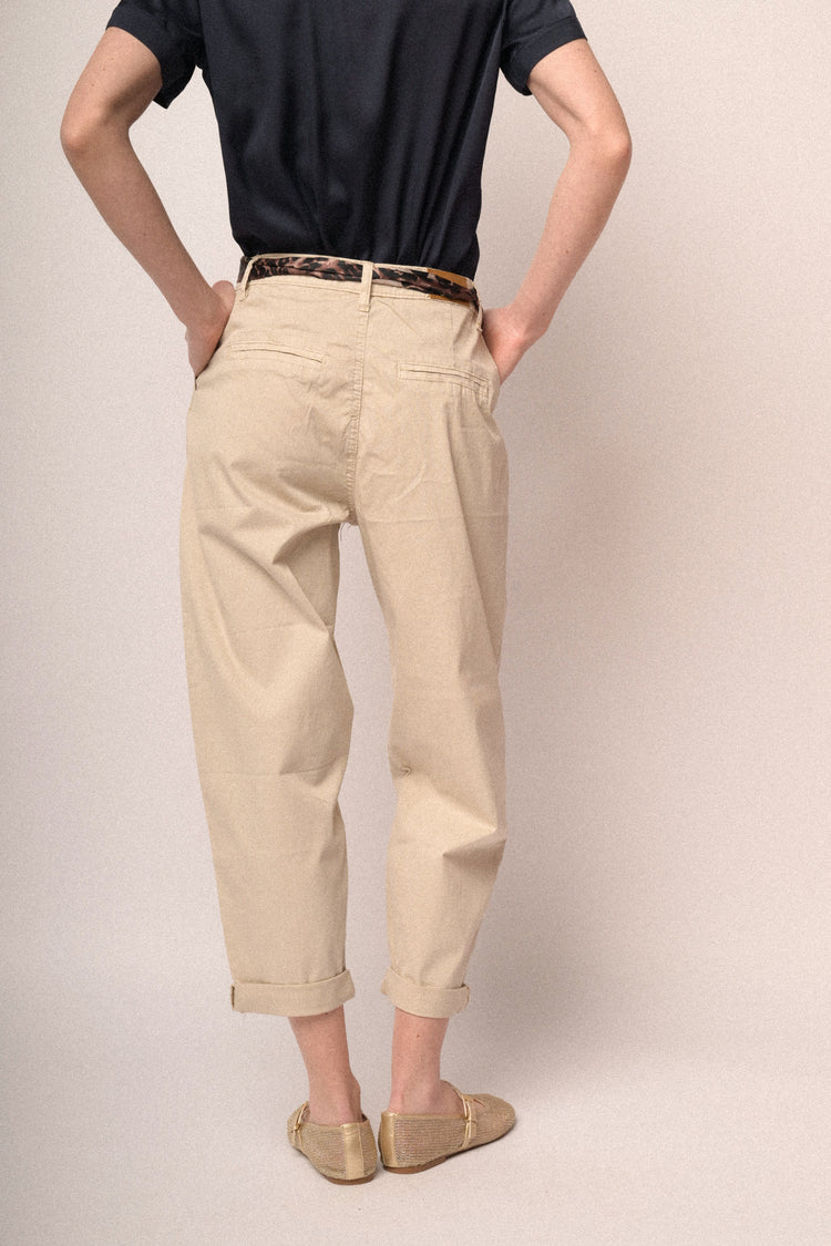 Pantaloni baggy in cotone beige con cintura-foulard
