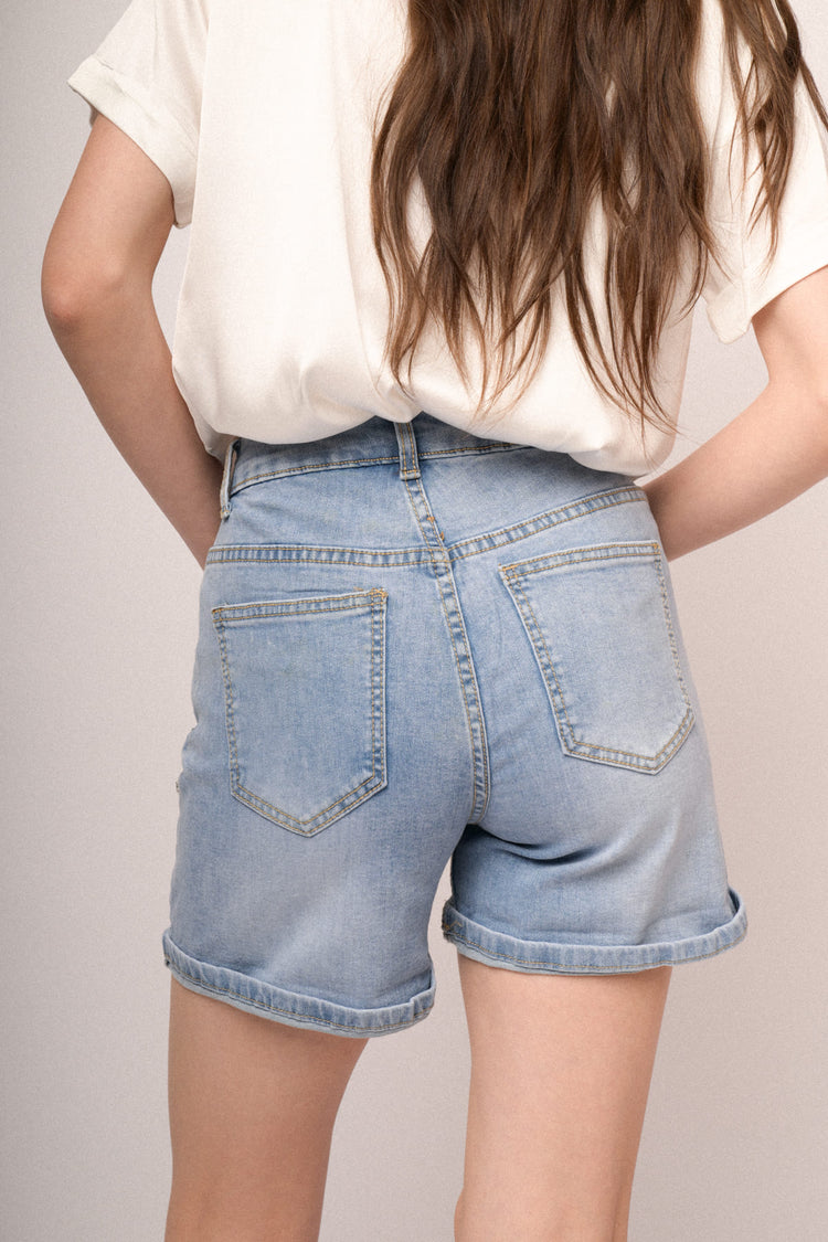 Shorts in denim denim azzurro con decorazione strass