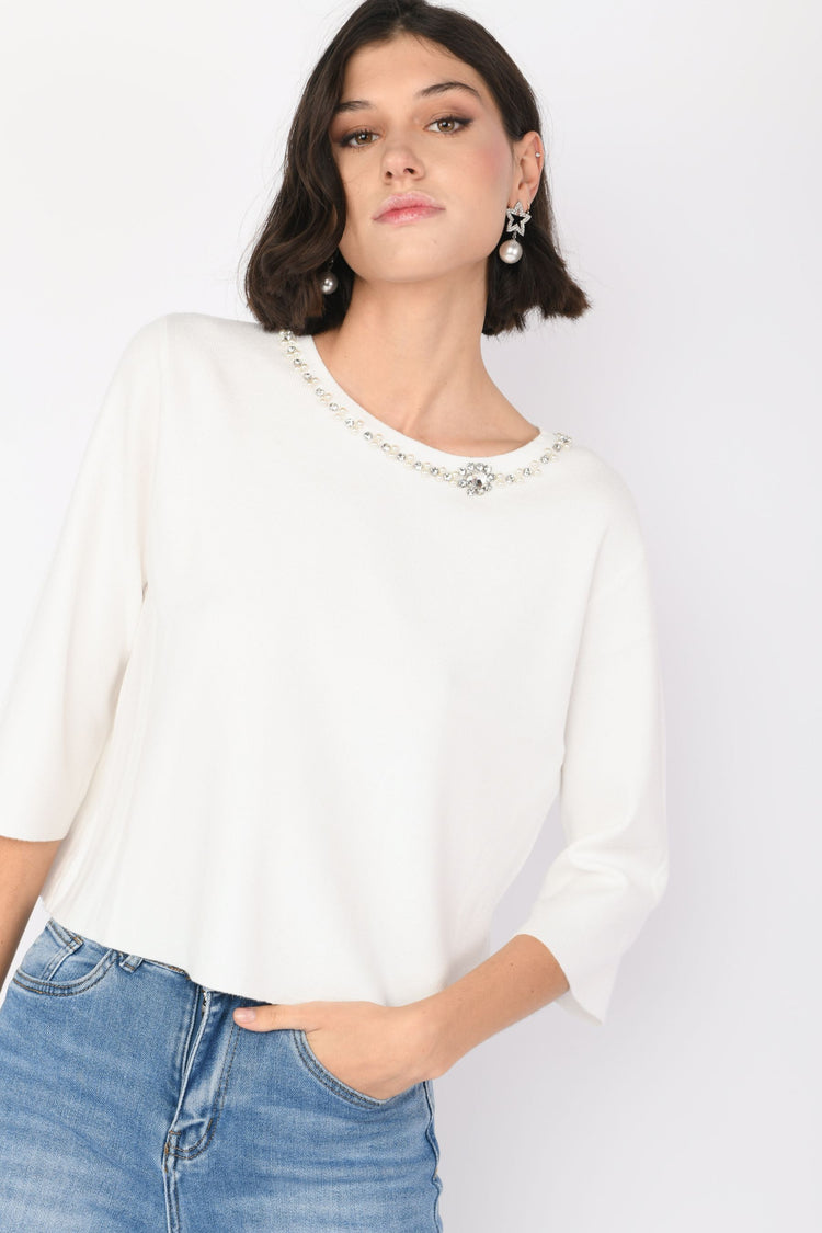 Pull con decorazione gioiello