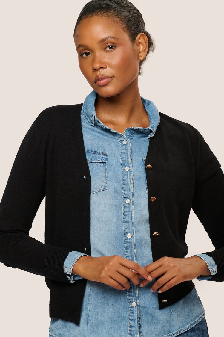 Cardigan con bottoni dorati