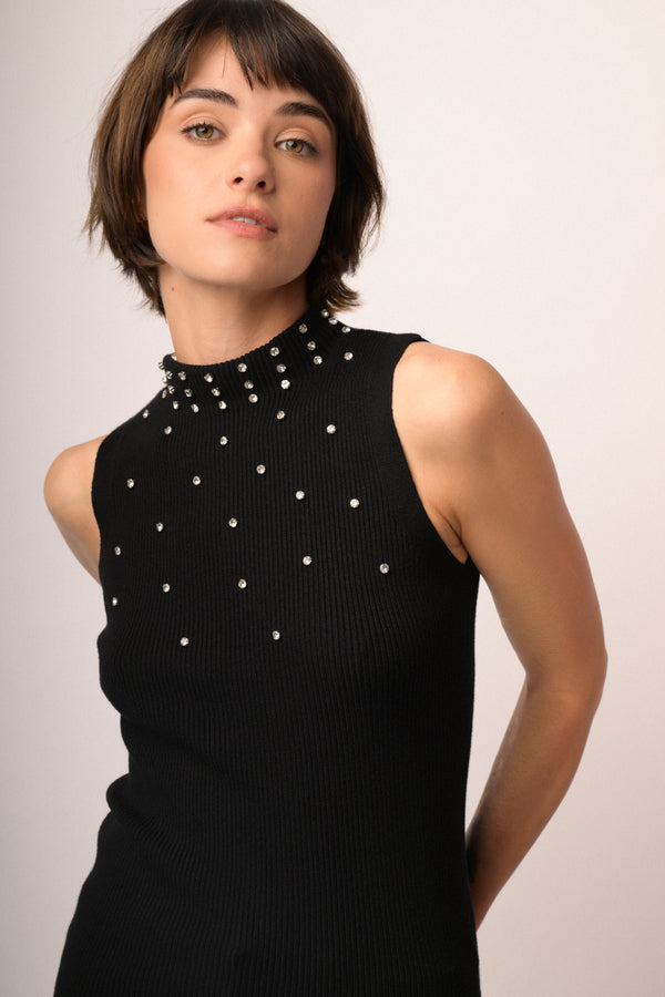 Maglia smanicata con strass