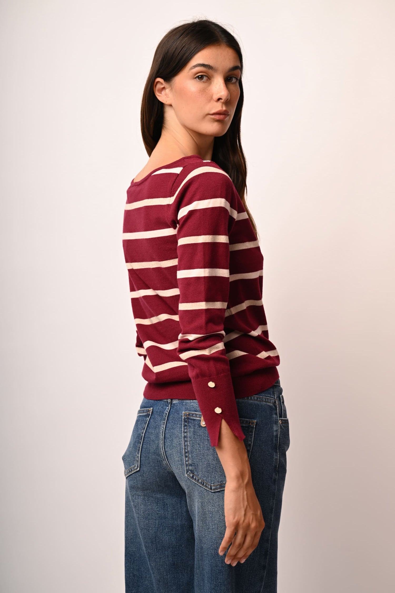 VG25236FABE-25_4_4_0b0c93ba-e09a-4556-b896-93c8f6ca187e