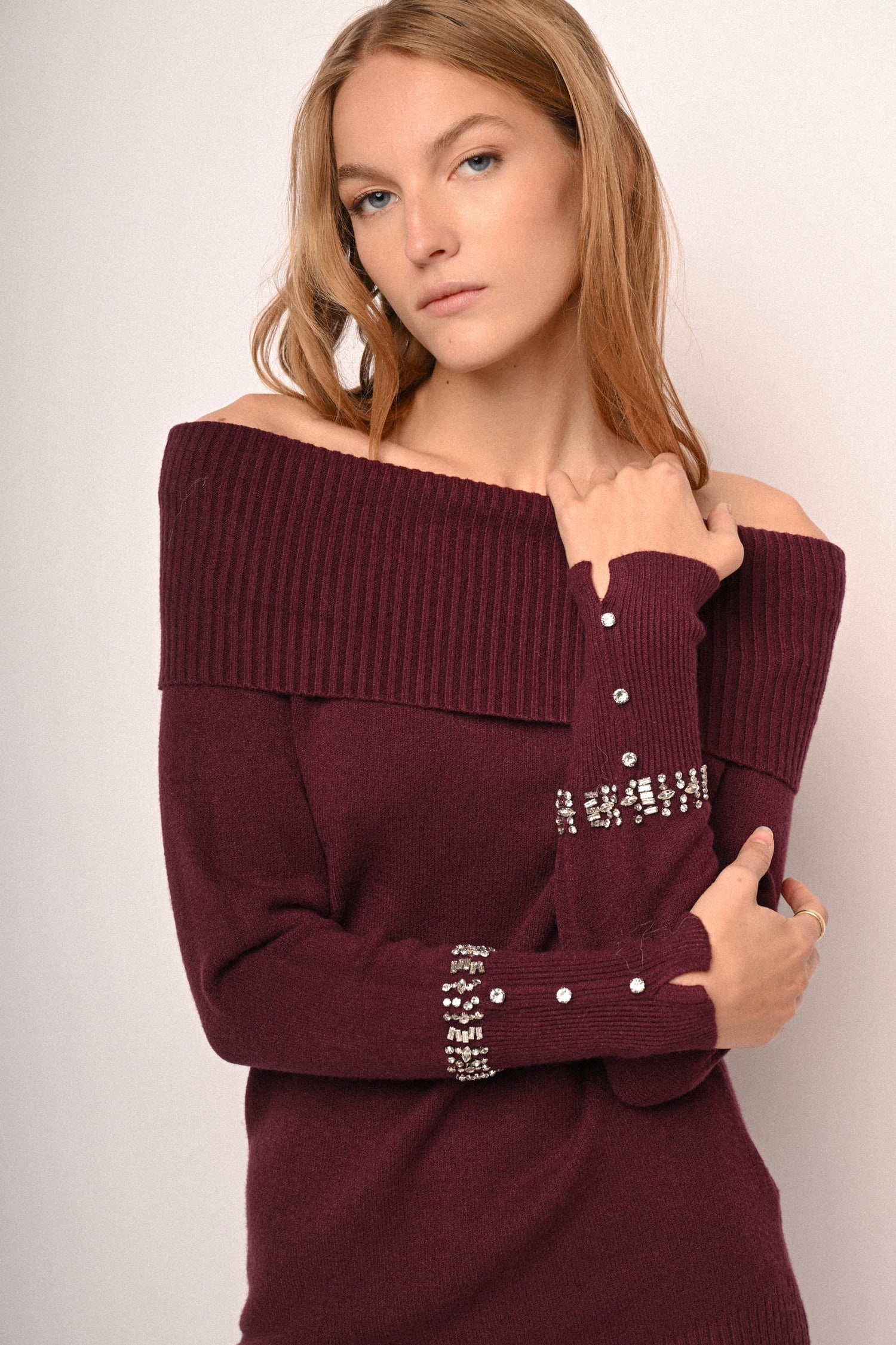 VG25256BX-25_1_1