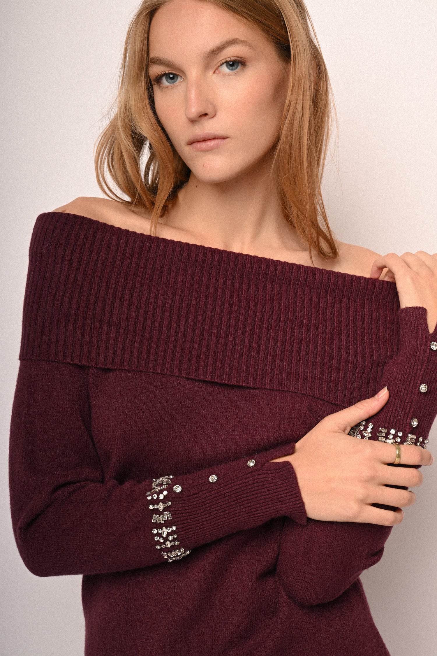 VG25256BX-25_4_4