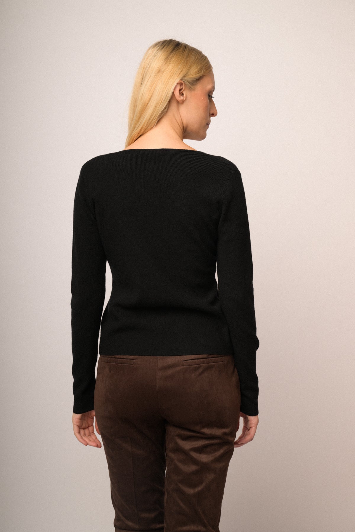 VG26130NE-26_6_6
