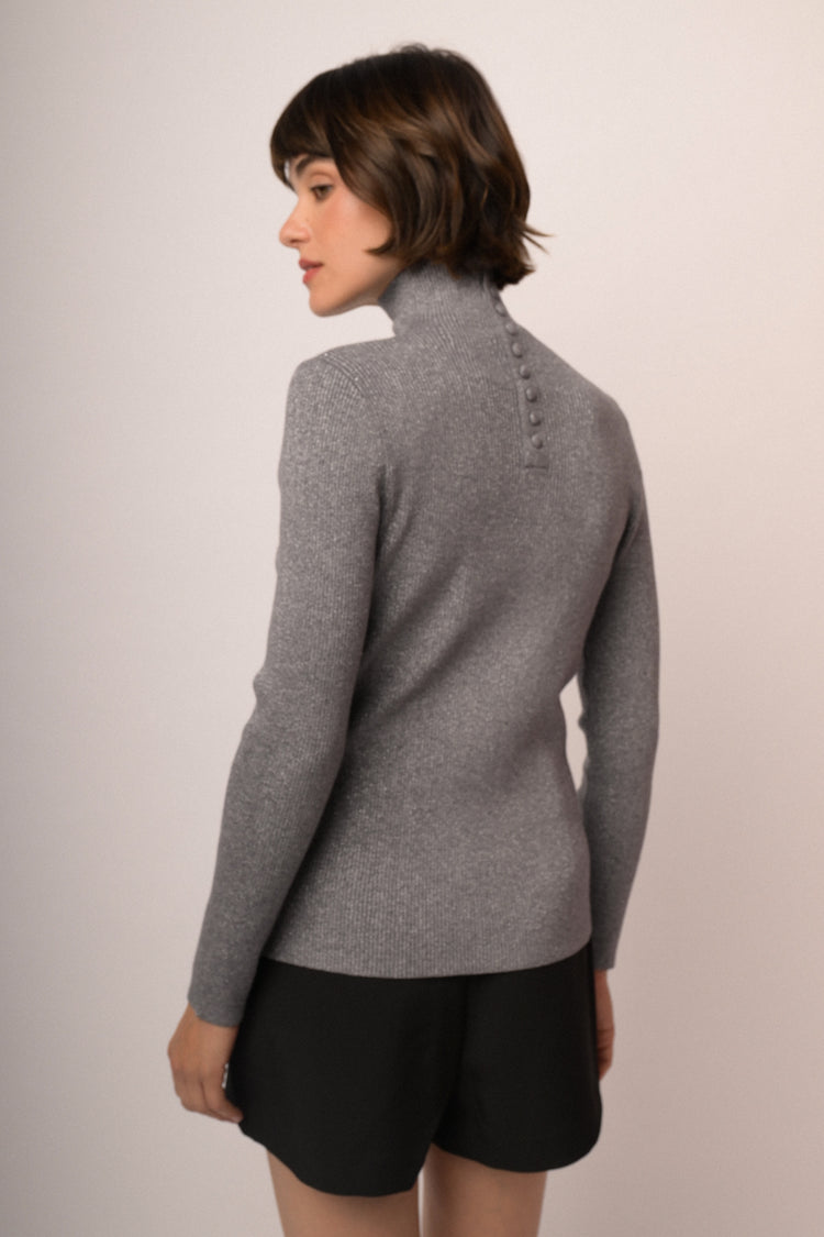 Maglia lupetto con bottoni manica lurex
