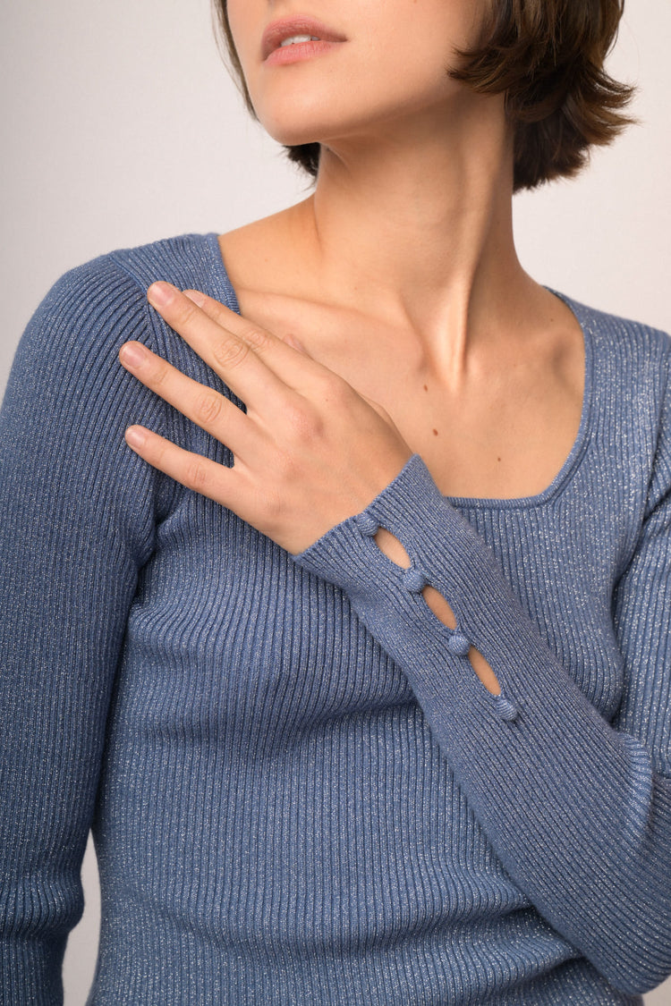Pull in maglia lurex a costine carta da zucchero