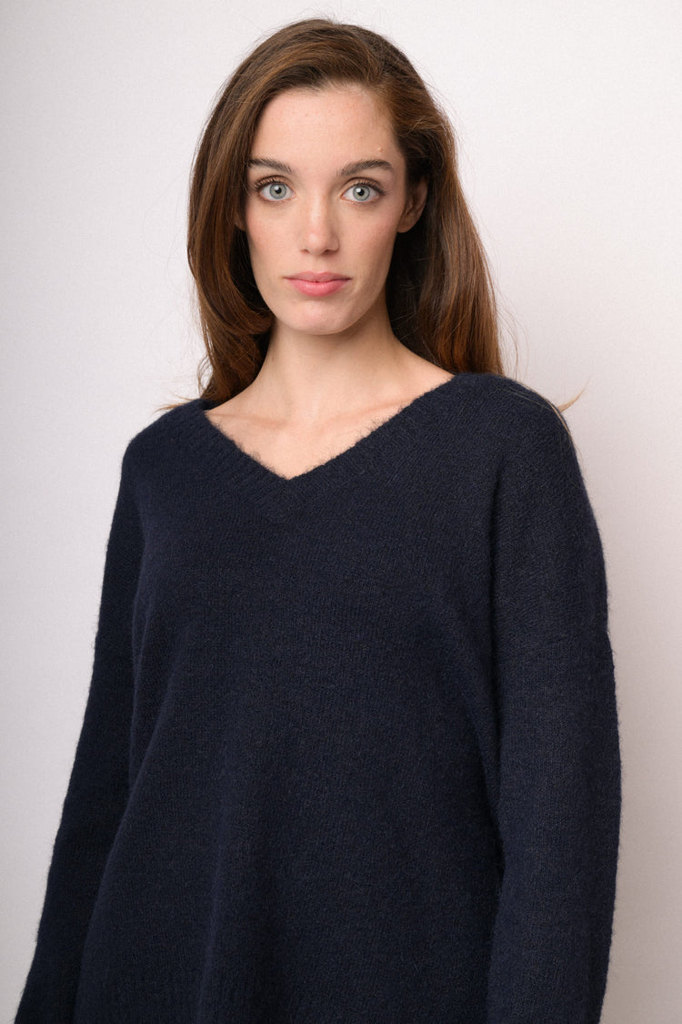 Maglia over con scollo a V blu notte