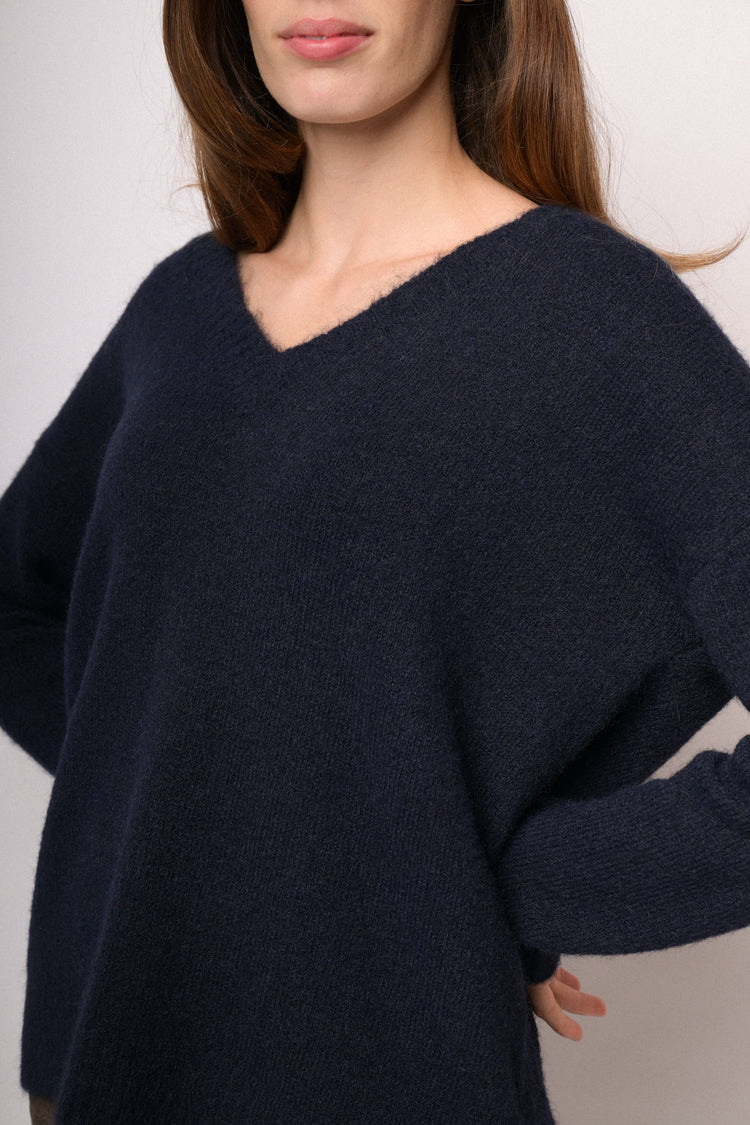 Maglia over con scollo a V blu notte