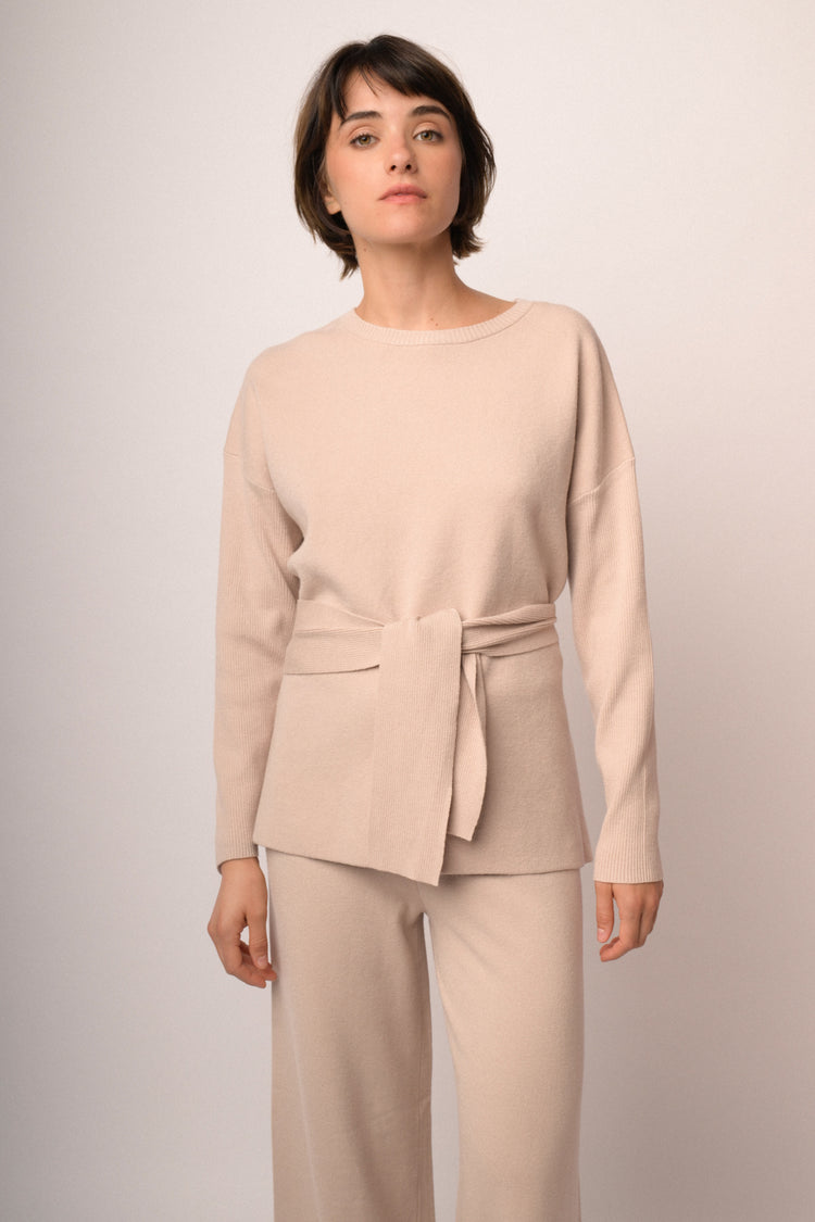 Maglia over con cintura
