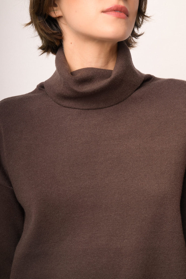 Maglia collone maniche ampie