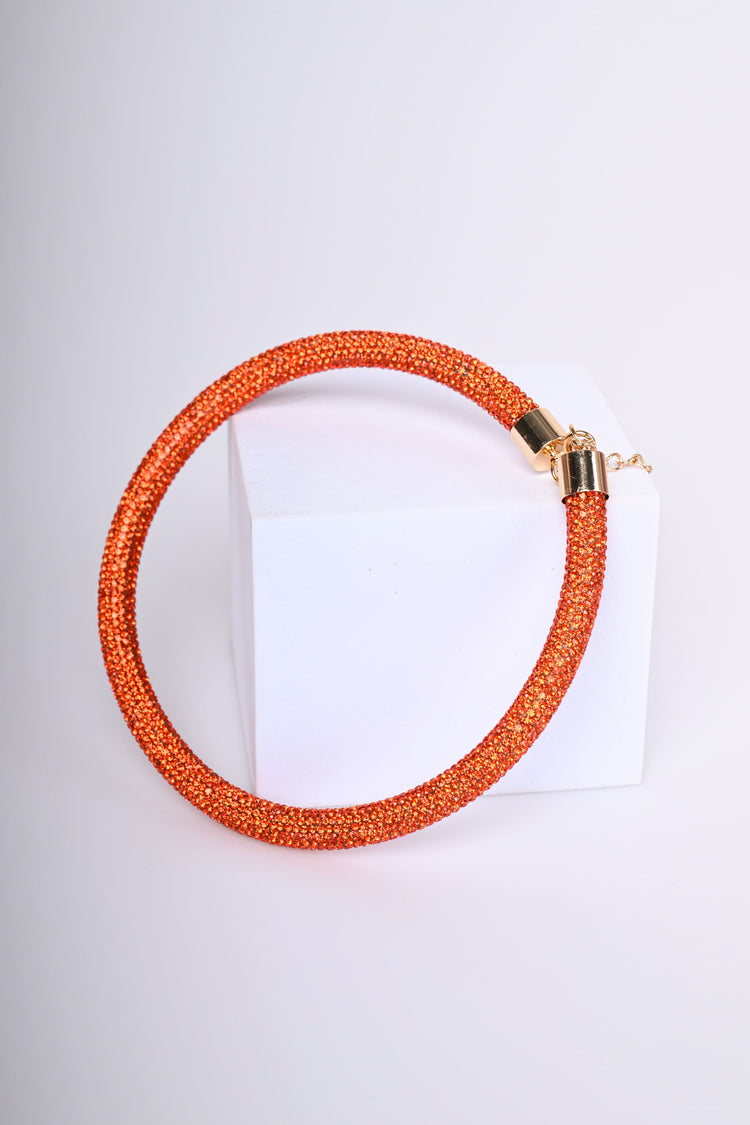 Collana rigida con strass