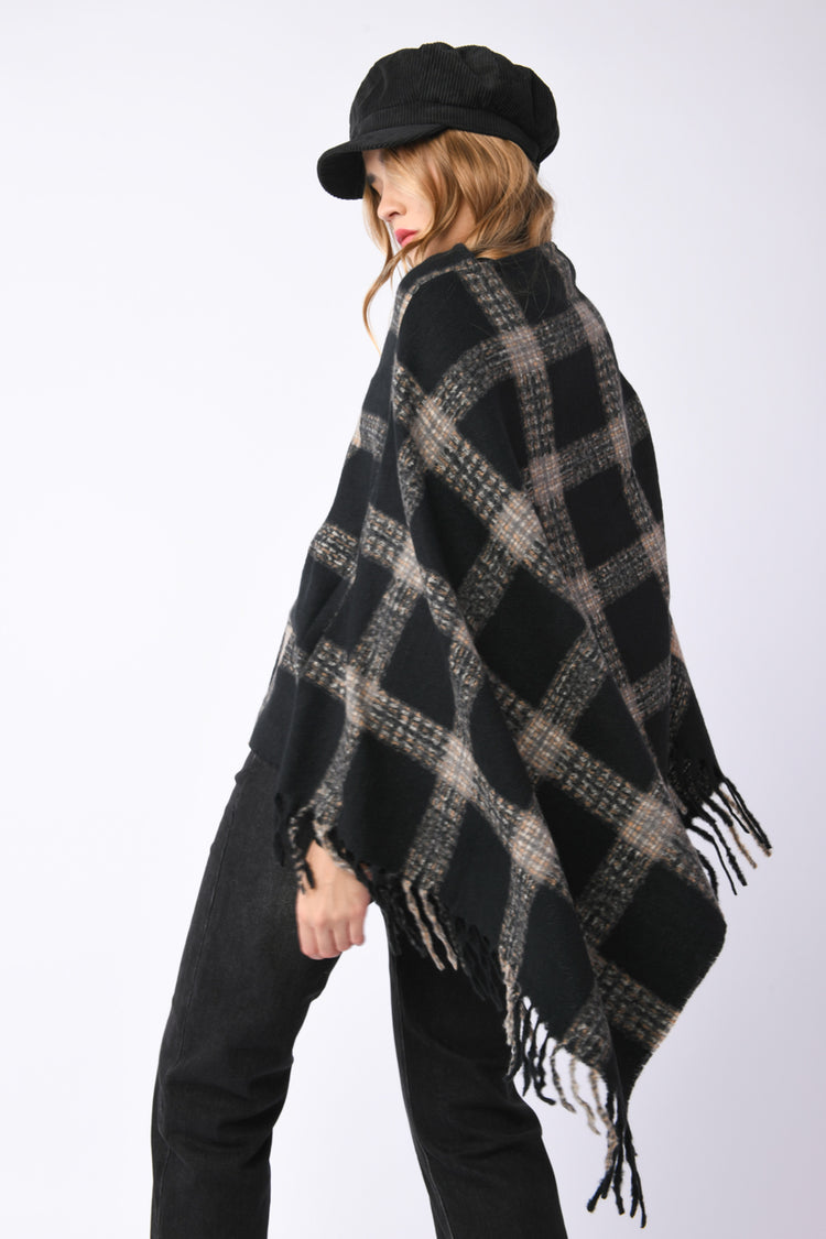 Poncho con motivo check