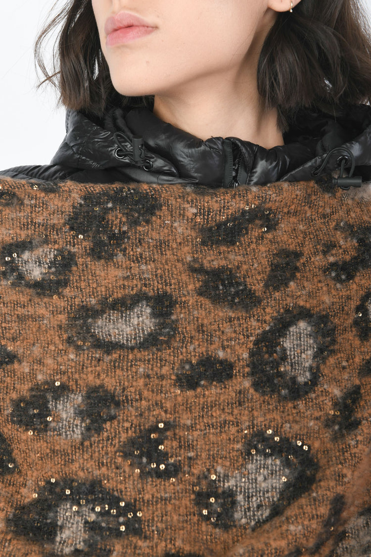 Poncho animalier con paillettes