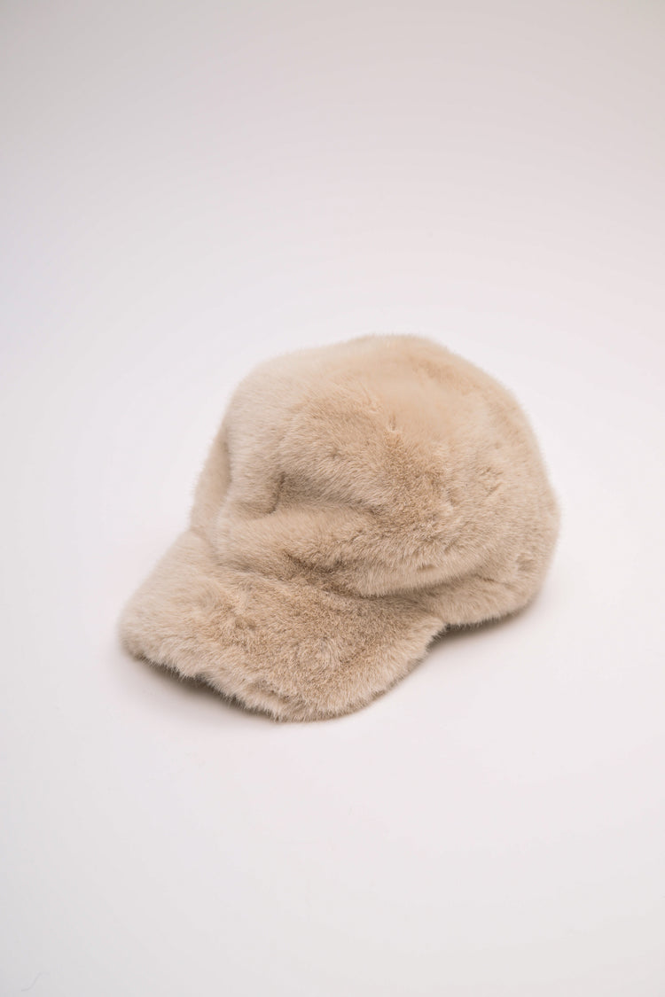 Cappello da baseball in faux fur