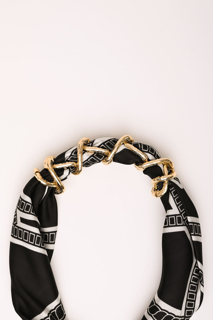 Collana a foulard con stampa geometrica