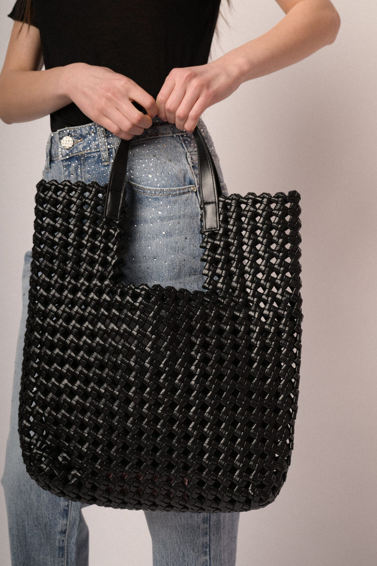Borsa tote grande in similpelle intrecciata nera