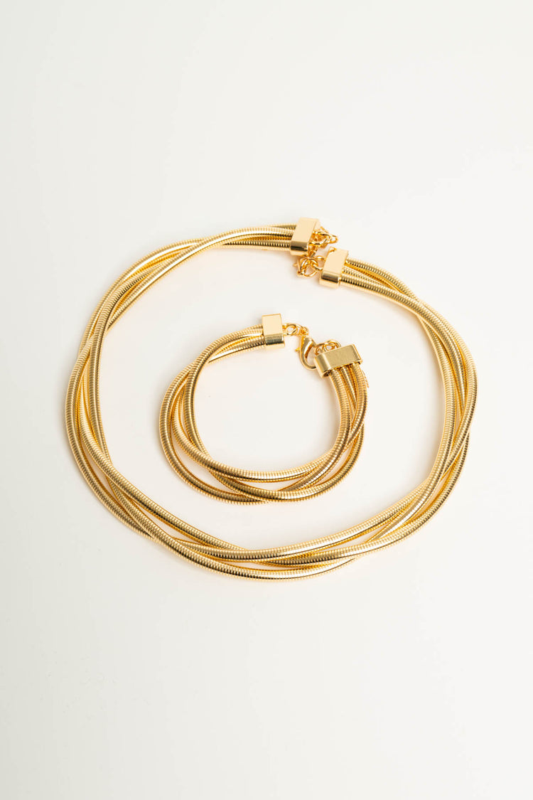 Collana multifili e bracciale