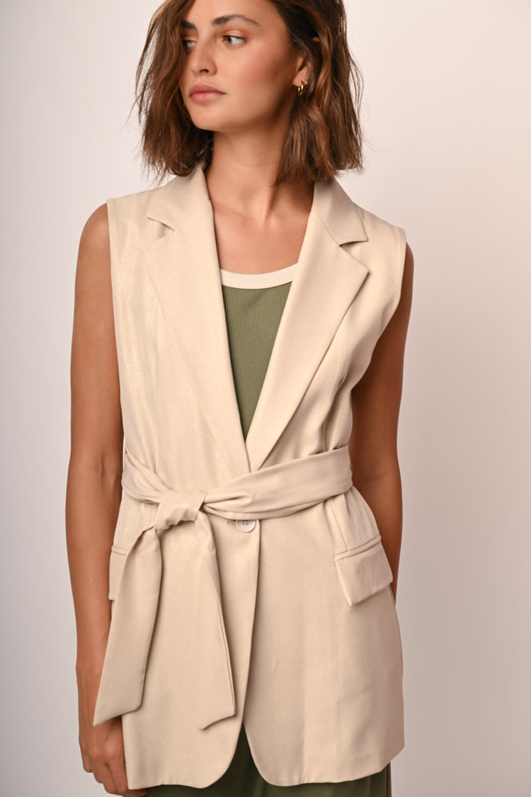 Gilet con cintura