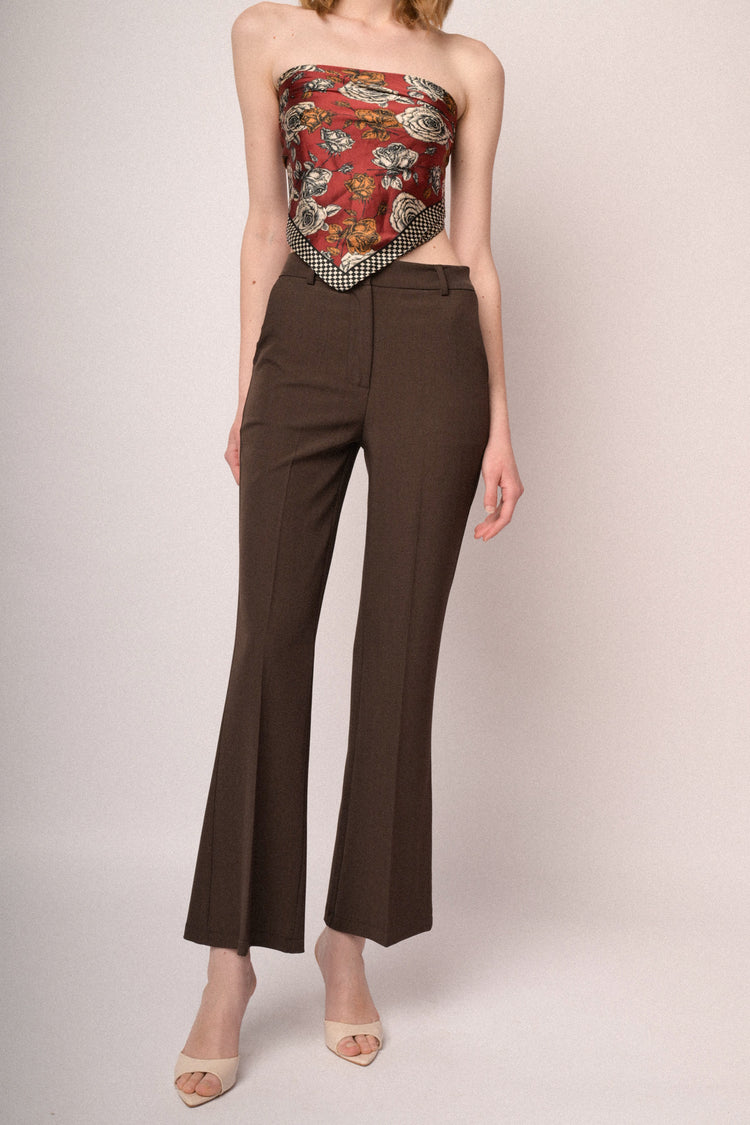 Pantaloni zampa basic