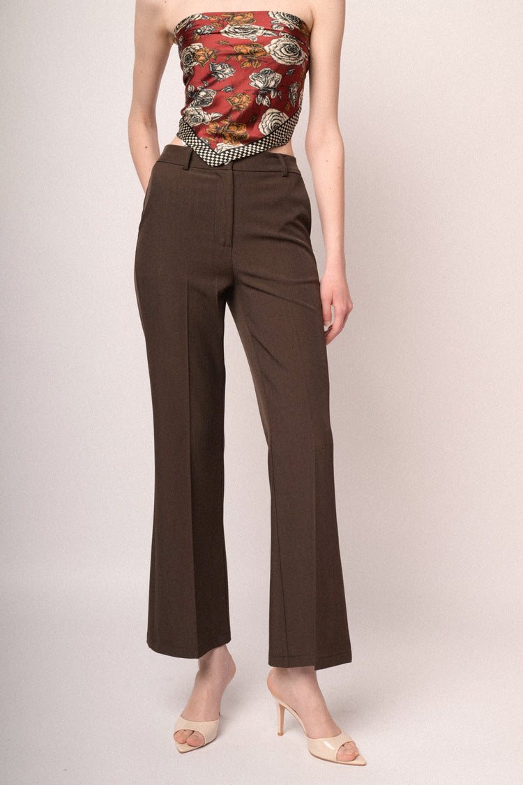 Pantaloni zampa basic